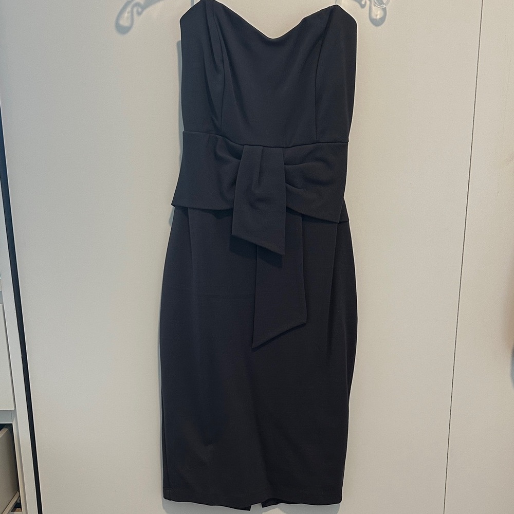 Lulu's Classic Black Strapless Dress